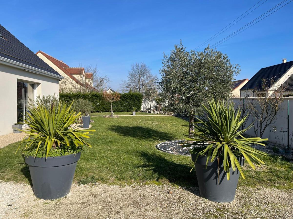 ホテル Nuits En Sologne ロモランタン エクステリア 写真